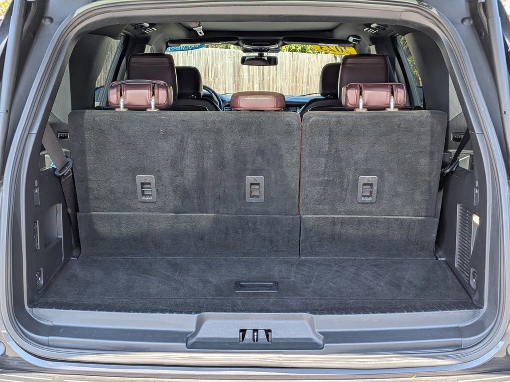 Certified 2023 Ford Expedition Limited image 13
