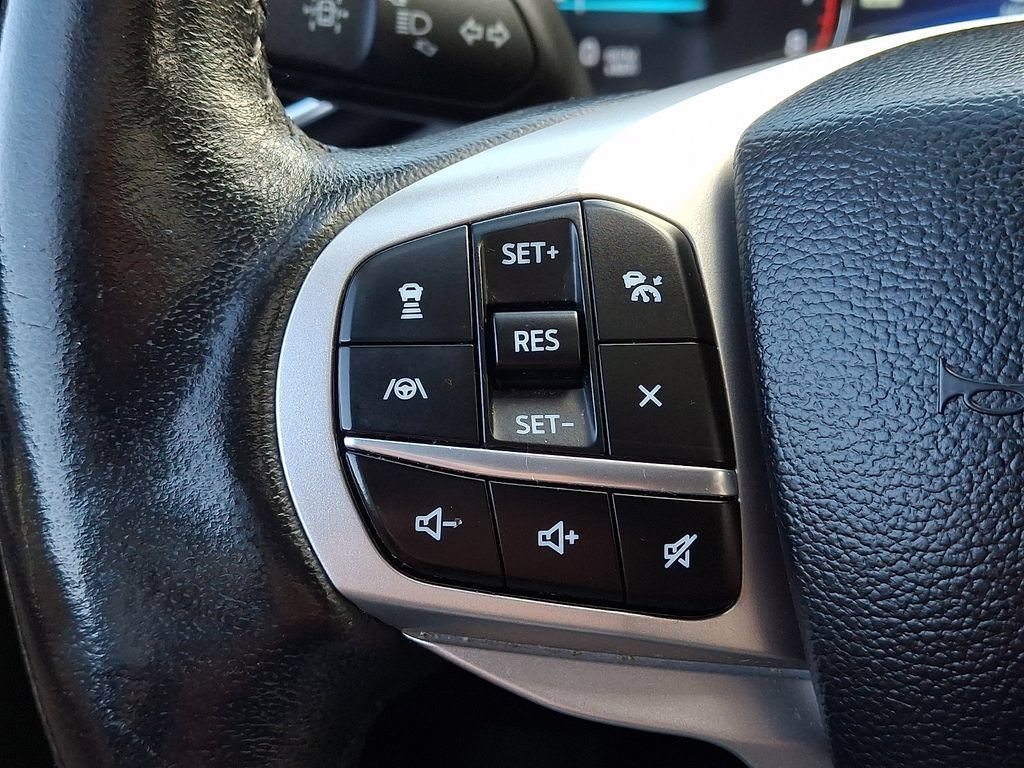 Certified 2023 Ford Explorer XLT w/ Equipment Group 202A AWD/4WD image 33