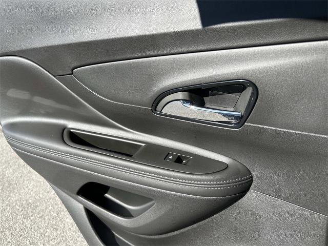 Used 2022 Buick Encore Preferred w/ Safety Package image 17