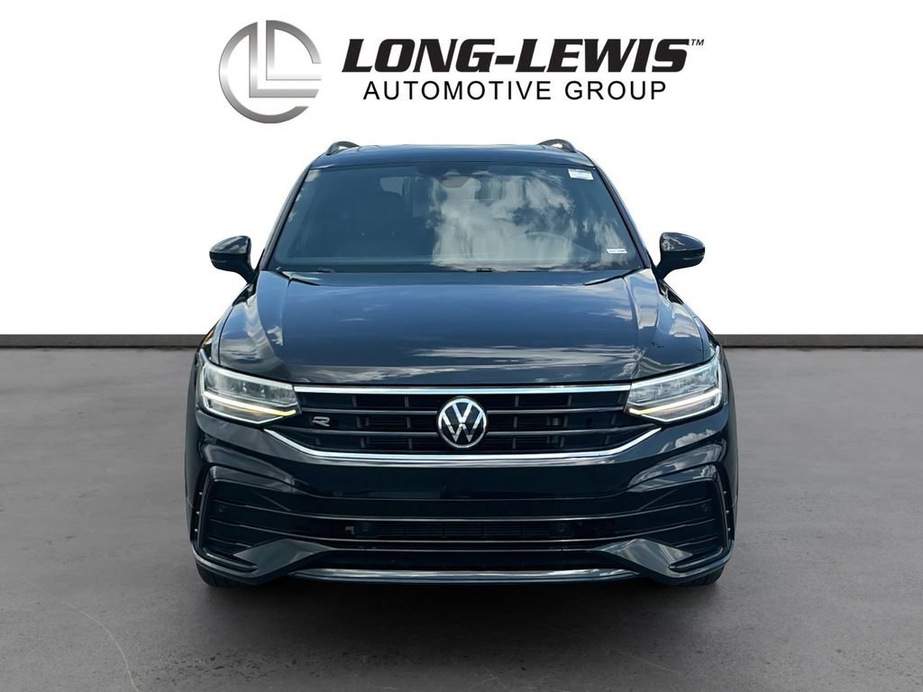 Used 2023 Volkswagen Tiguan SE R-Line FWD image 11