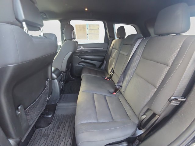 Used 2019 Jeep Grand Cherokee Laredo AWD/4WD image 13