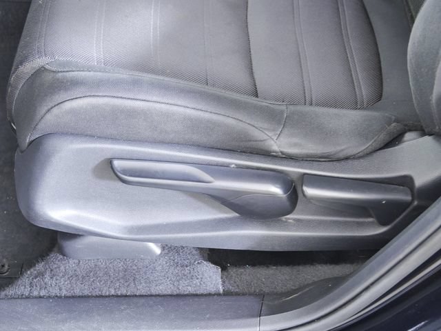 Used 2020 Honda CR-V LX image 24