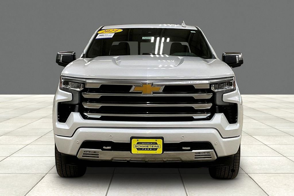 Used 2024 Chevrolet Silverado 1500 High Country w/ High Country Premium Package image 6