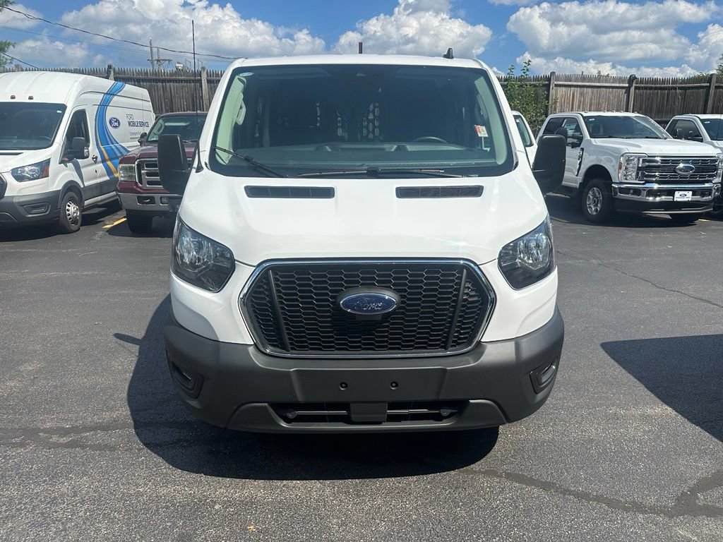 Certified 2025 Ford Transit 250 Low Roof w/ Exterior Upgrade Package RWD image 2