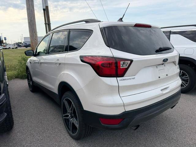 Certified 2019 Ford Escape SEL AWD/4WD image 3