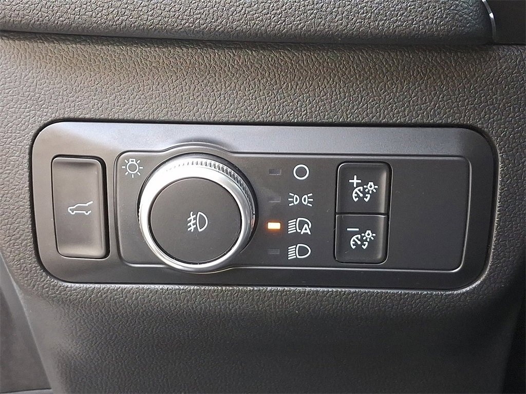 Certified 2020 Ford Escape SEL image 24