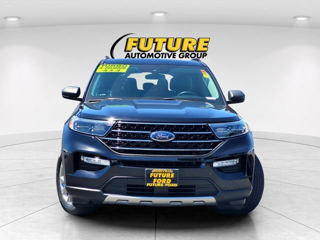 Certified 2021 Ford Explorer XLT w/ Equipment Group 202A AWD/4WD image 2