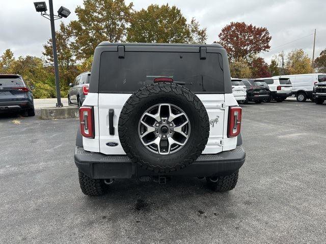Certified 2024 Ford Bronco Badlands image 3