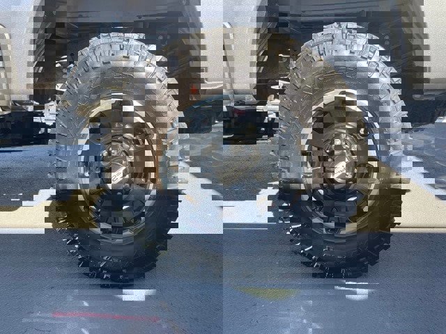 Certified 2025 Ford F250 Lariat w/ Tremor Off-Road Package image 16