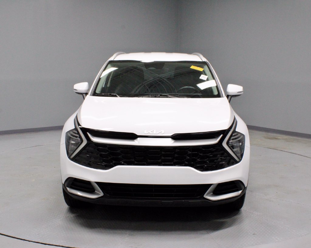 Used 2024 Kia Sportage EX AWD/4WD image 7