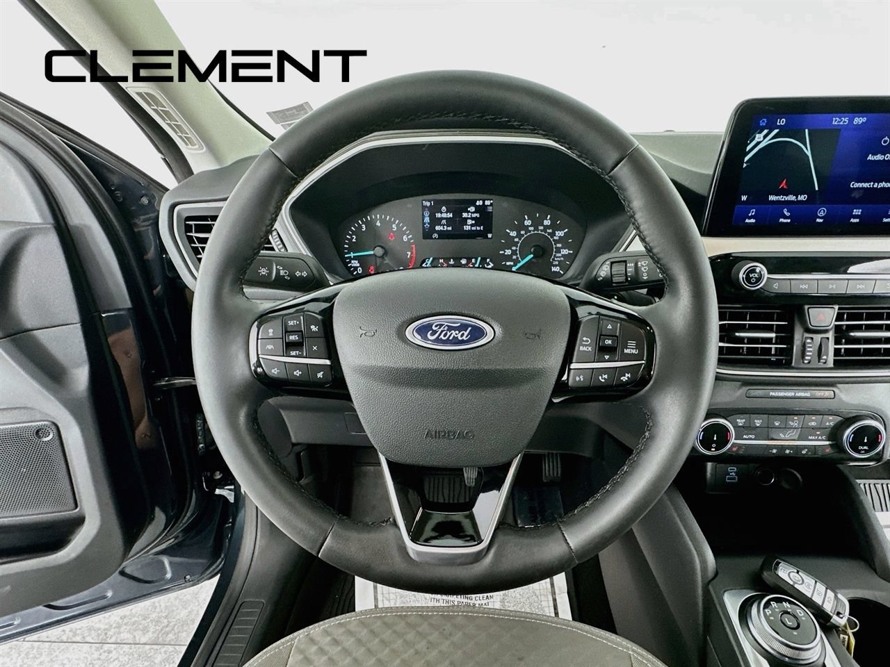 Certified 2022 Ford Escape SE w/ SE Sport Appearance Package FWD image 14