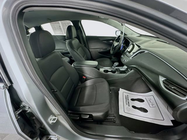Used 2024 Chevrolet Malibu LT image 32