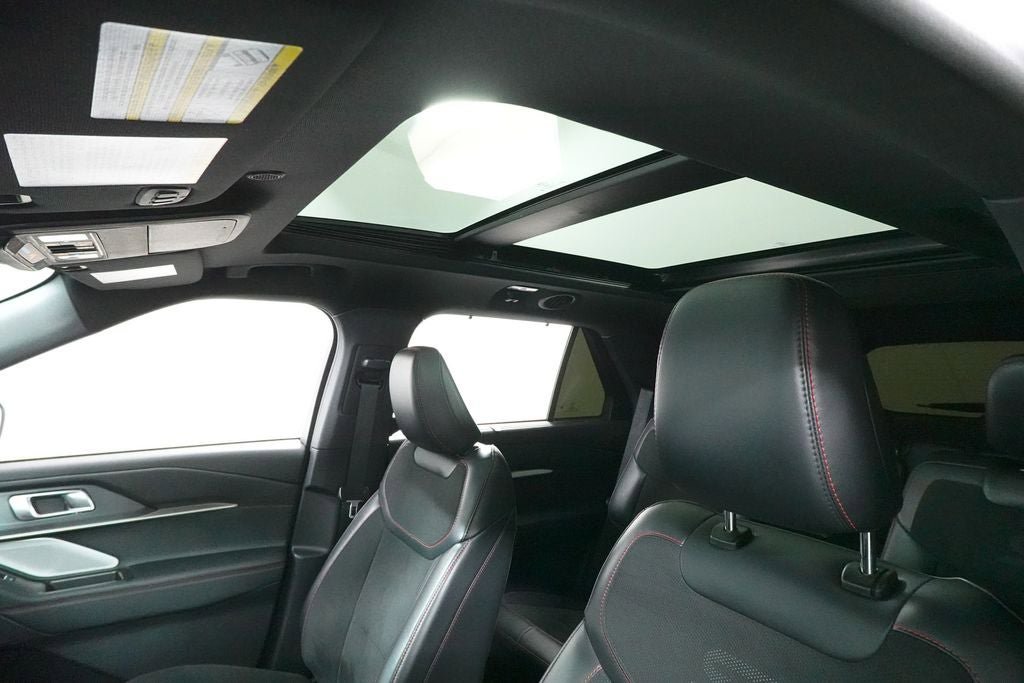 Certified 2025 Ford Explorer ST AWD/4WD image 27