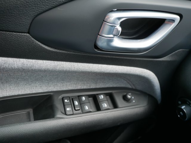 Used 2022 Jeep Compass Latitude AWD/4WD image 18