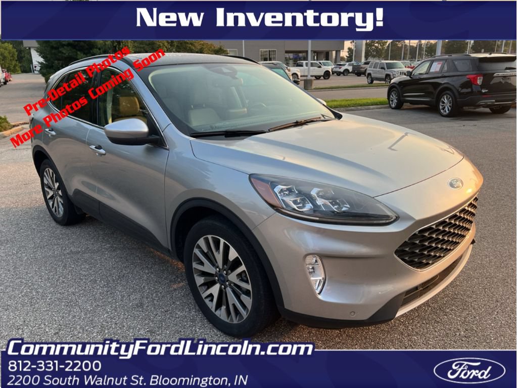 Certified 2022 Ford Escape Titanium w/ Class II Trailer Tow Package