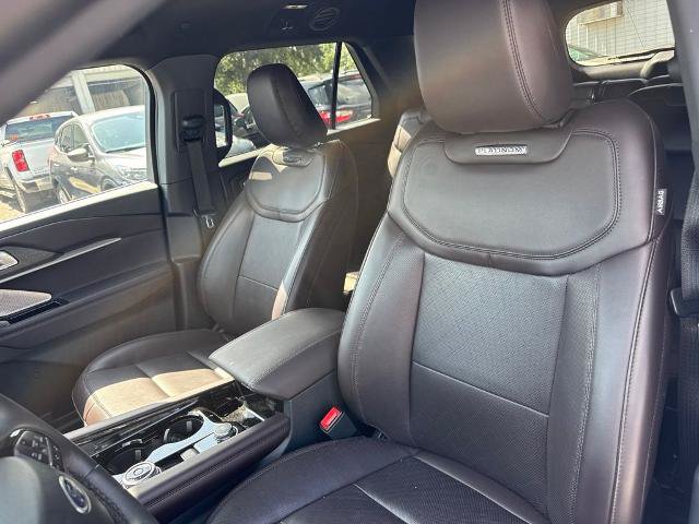 Certified 2026 Ford Explorer Platinum RWD image 10