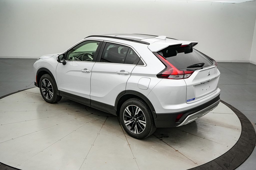 Used 2023 Mitsubishi Eclipse Cross SE image 6
