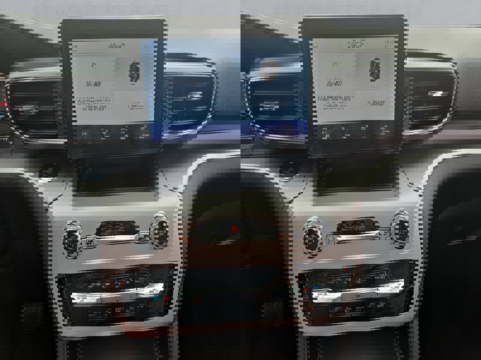 Certified 2022 Ford Explorer XLT w/ Equipment Group 202A image 17