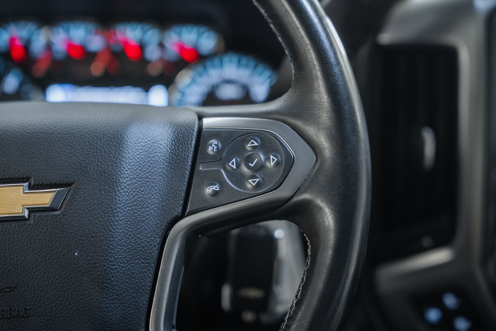 Used 2017 Chevrolet Silverado 1500 LTZ Z71 w/ LTZ Plus Package image 37