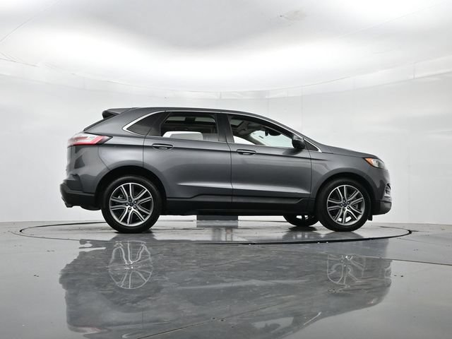 Certified 2022 Ford Edge Titanium AWD/4WD image 36
