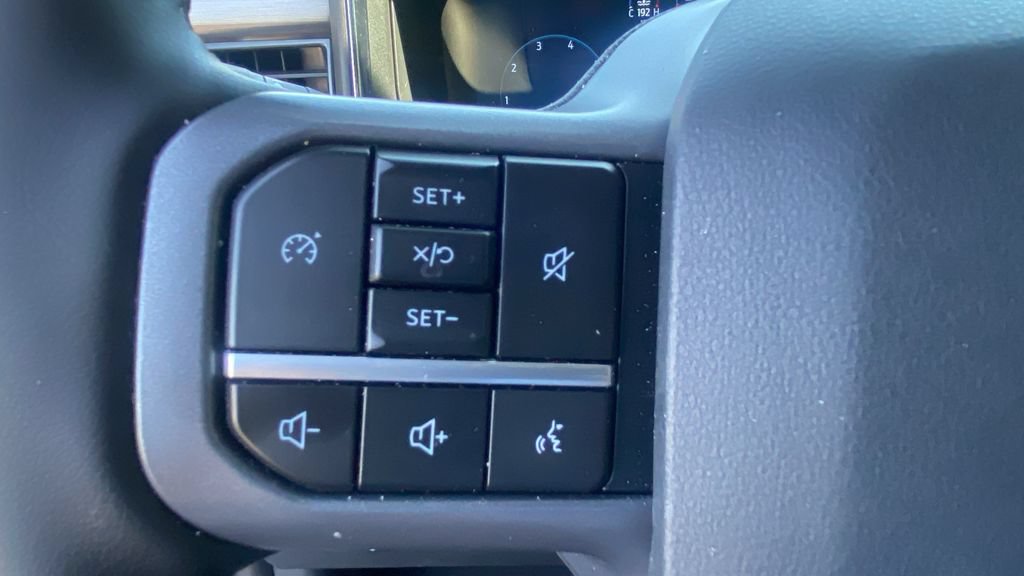 Certified 2025 Ford F350 Lariat AWD/4WD image 22