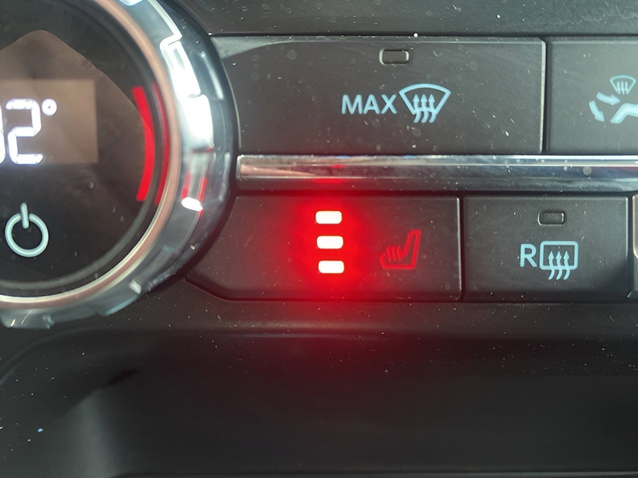 Certified 2021 Ford F150 XLT w/ Equipment Group 302A High image 23