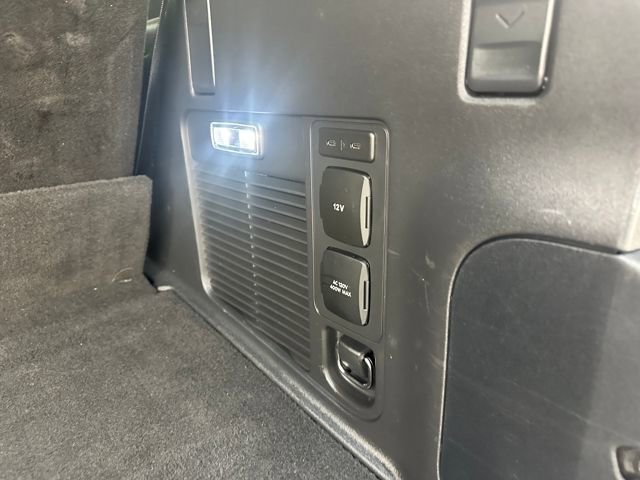 Certified 2025 Ford Expedition Platinum image 20