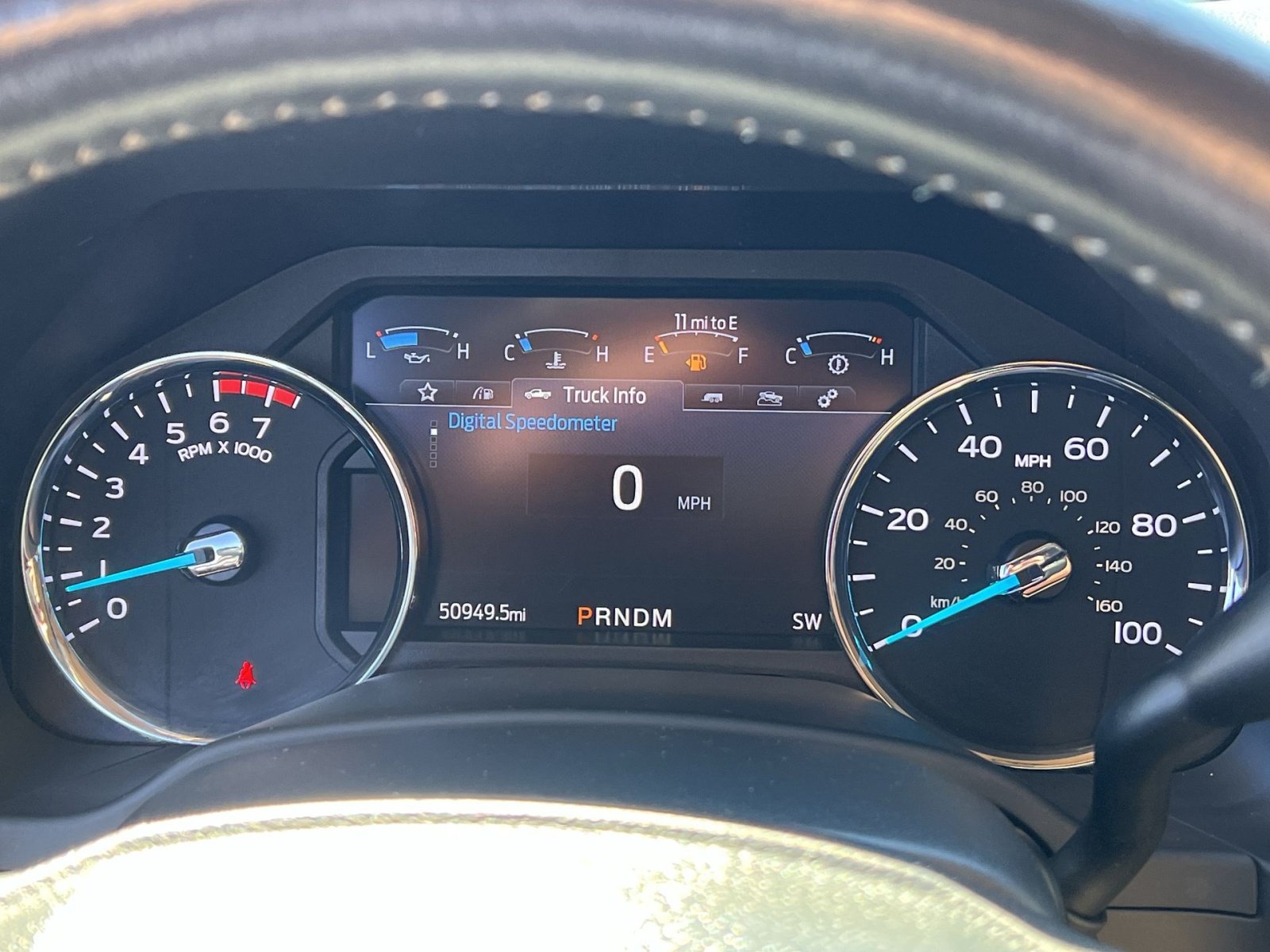 Certified 2022 Ford F250 Lariat w/ Lariat Value Package AWD/4WD image 17