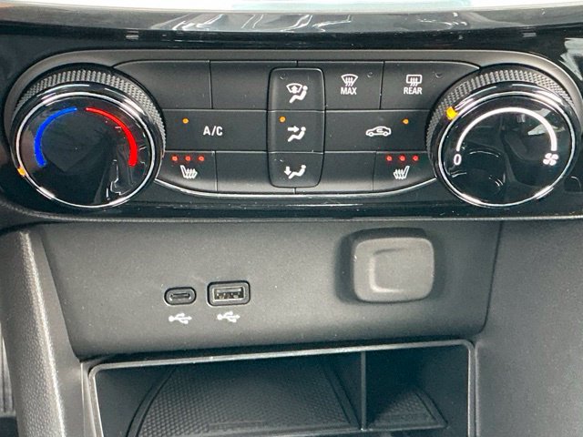 Used 2026 Buick Encore GX Sport Touring w/ Advanced Technology Package FWD image 32