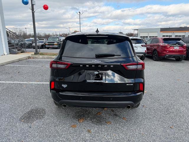 Certified 2023 Ford Escape ST-Line w/ Tech Pack #1 image 7