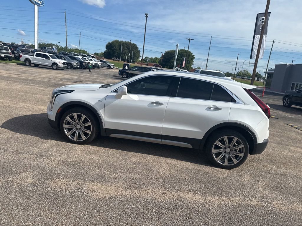 Used 2019 Cadillac XT4 Premium Luxury w/ Driver Assist Package FWD image 10