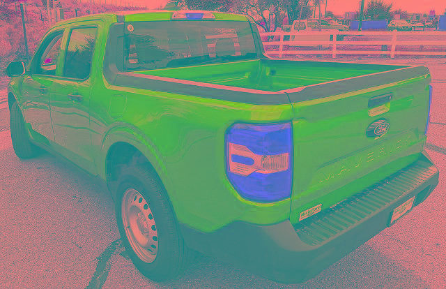 Certified 2025 Ford Maverick XL FWD image 4