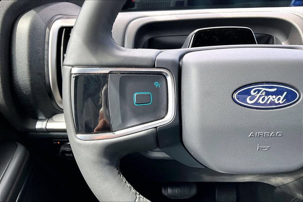 Certified 2025 Ford Expedition Max Active AWD/4WD image 17