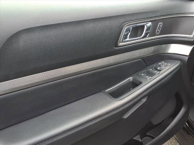 Certified 2019 Ford Explorer XLT image 9