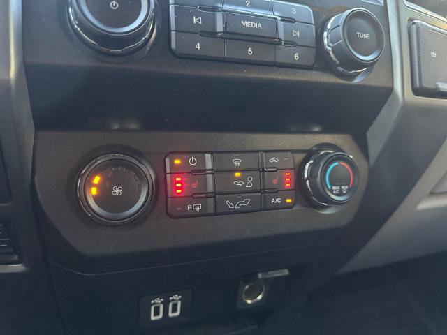 Certified 2019 Ford F150 XLT w/ Equipment Group 302A Luxury image 27