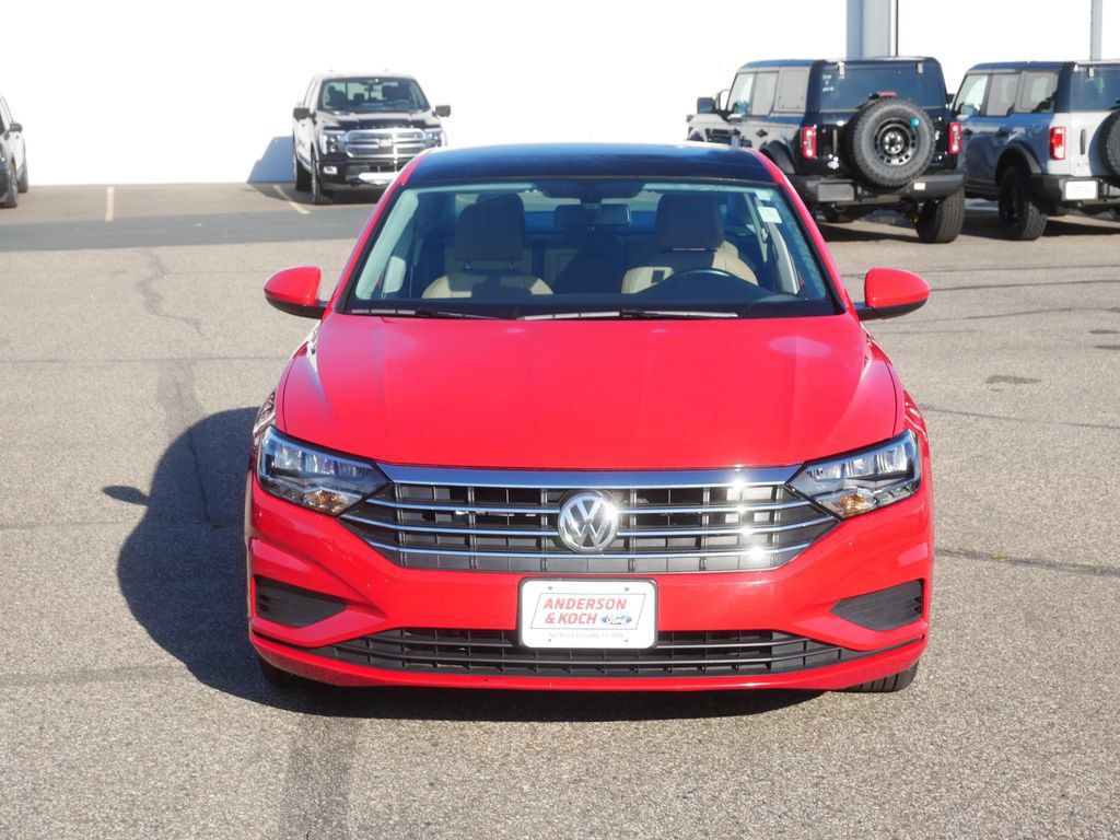 Used 2019 Volkswagen Jetta SE FWD image 3