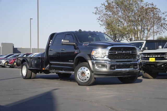 Used 2020 RAM 5500 Tradesman w/ Safety Group image 2