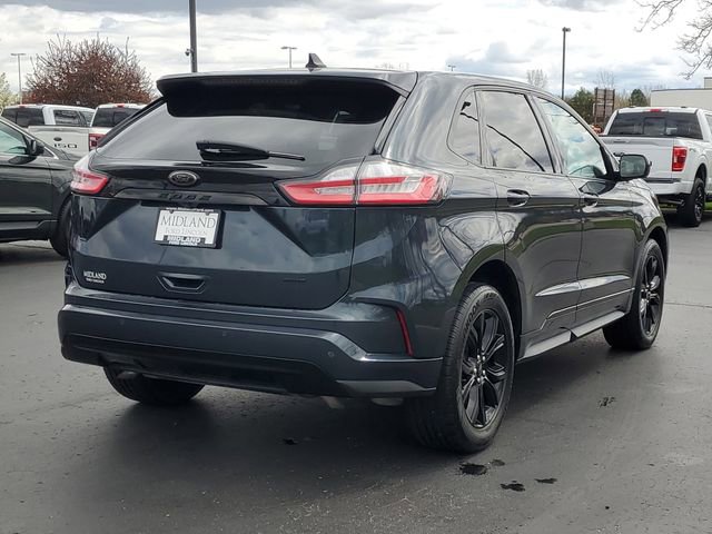 Certified 2023 Ford Edge SE w/ Black Appearance Package AWD/4WD image 3