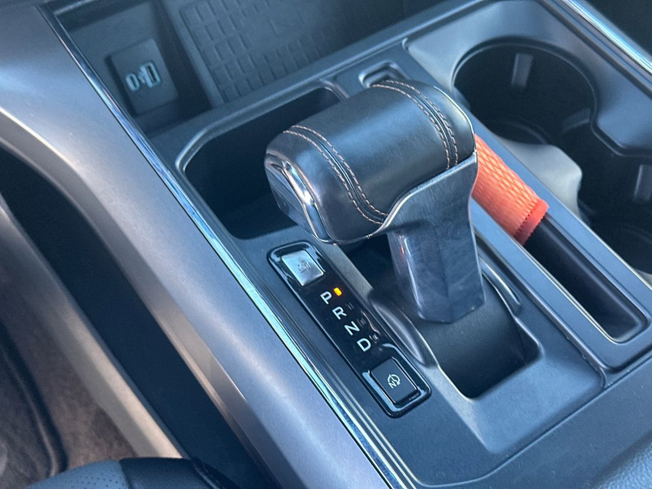 Certified 2022 Ford F150 Lightning Lariat w/ Equipment Group 511A High image 33