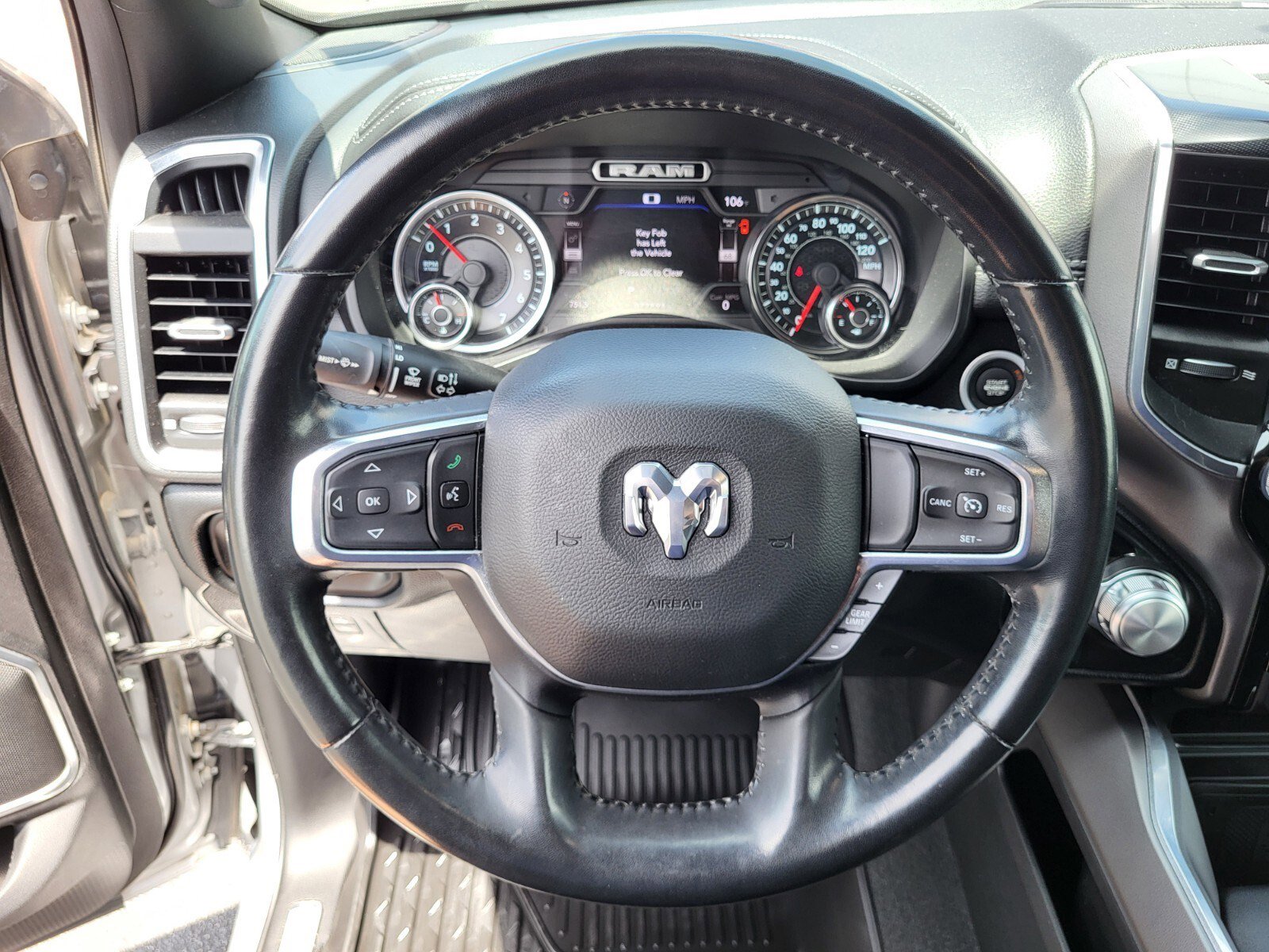 Used 2021 RAM 1500 Laramie AWD/4WD image 27