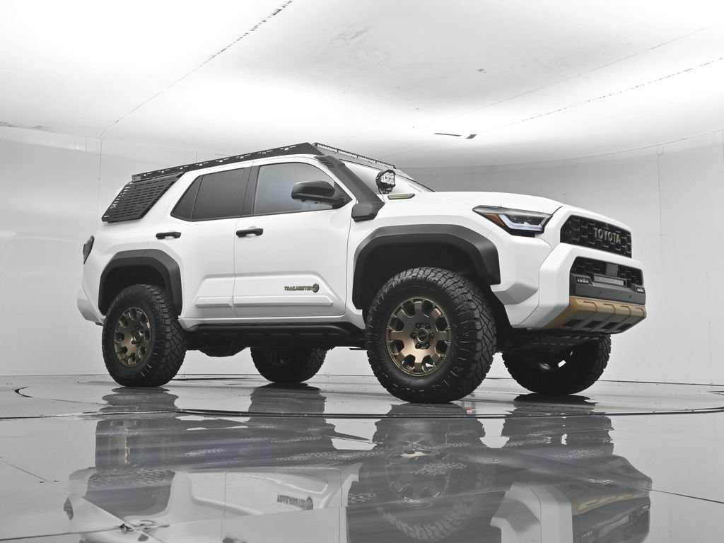 Used 2025 Toyota 4Runner Trailhunter AWD/4WD image 56