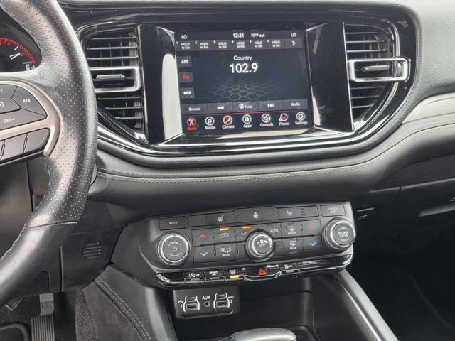 Used 2023 Dodge Durango SXT image 9
