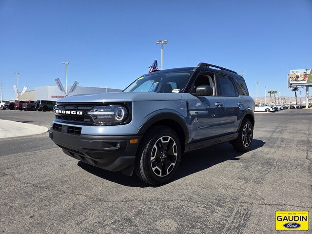 Certified 2024 Ford Bronco Sport Outer Banks w/ Tech Package AWD/4WD image 2