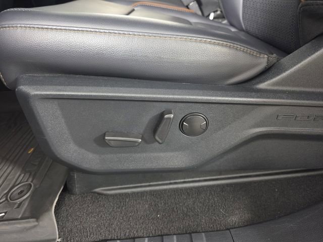 Certified 2025 Ford F350 Lariat w/ Black Appearance Package image 21