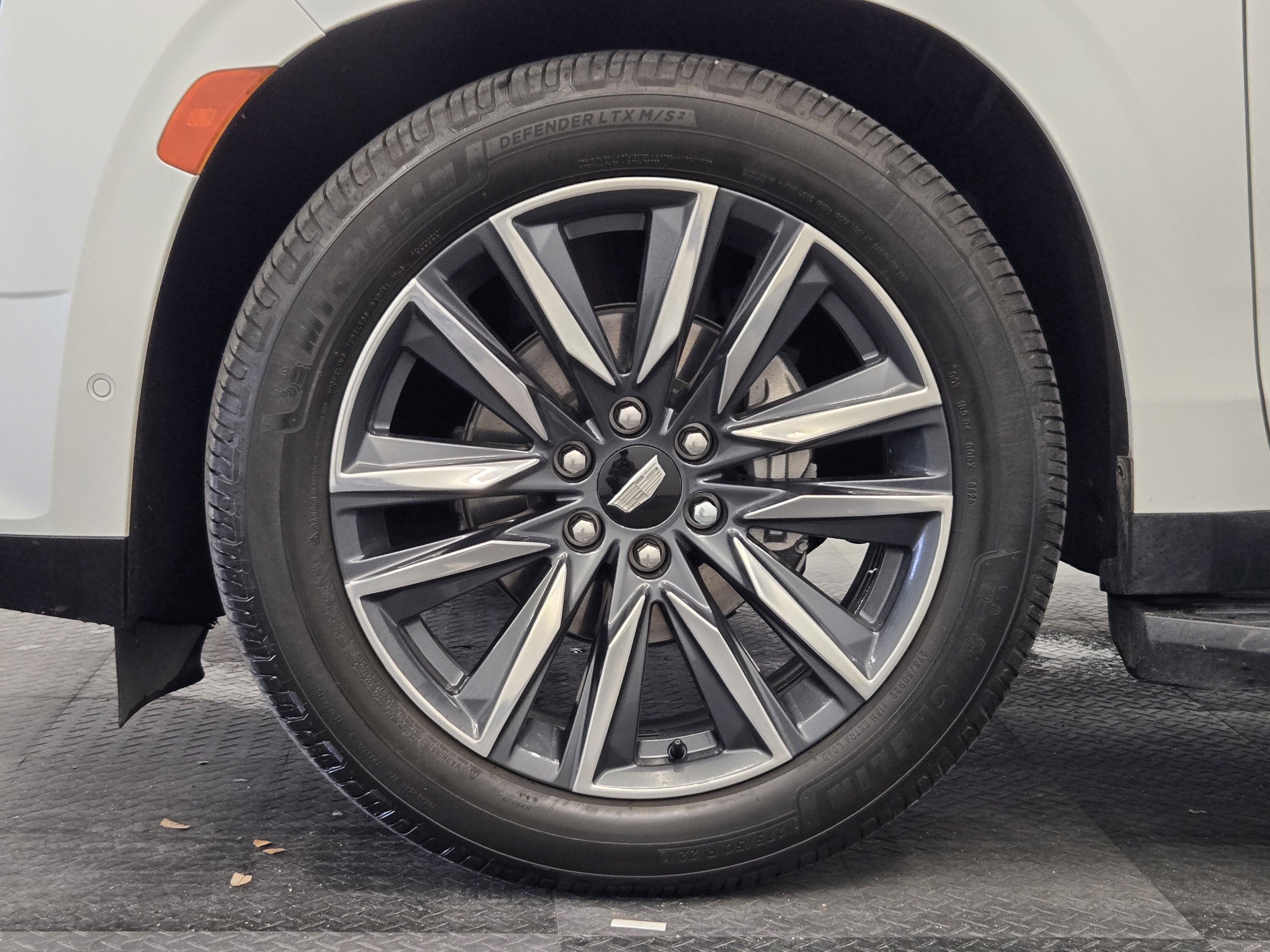 Used 2021 Cadillac Escalade Sport w/ Driver Assist Tech Package image 10