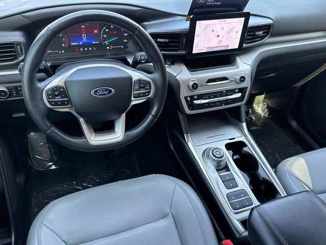Certified 2021 Ford Explorer XLT w/ Equipment Group 202A RWD image 26