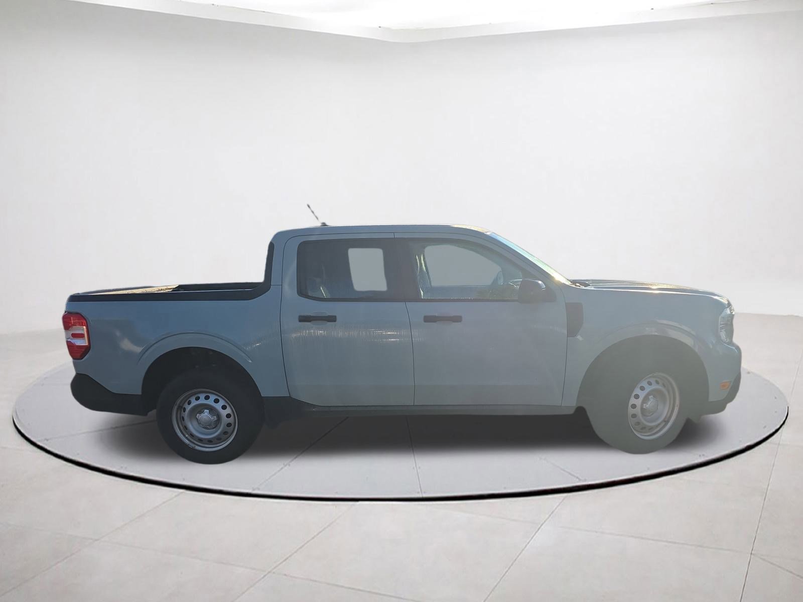 Certified 2023 Ford Maverick XL image 6