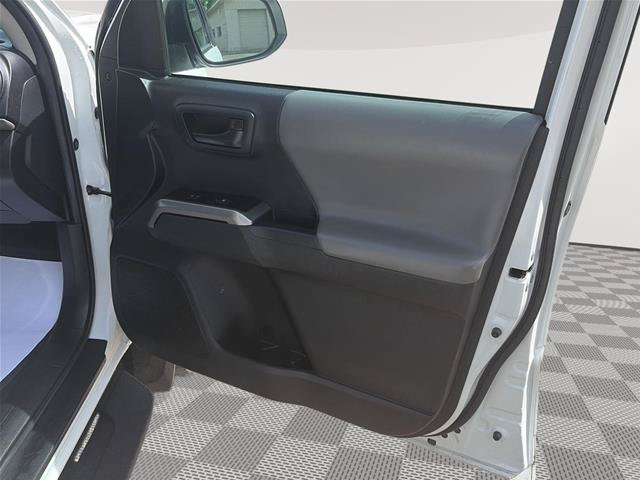 Used 2022 Toyota Tacoma SR5 w/ Technology Package AWD/4WD image 26