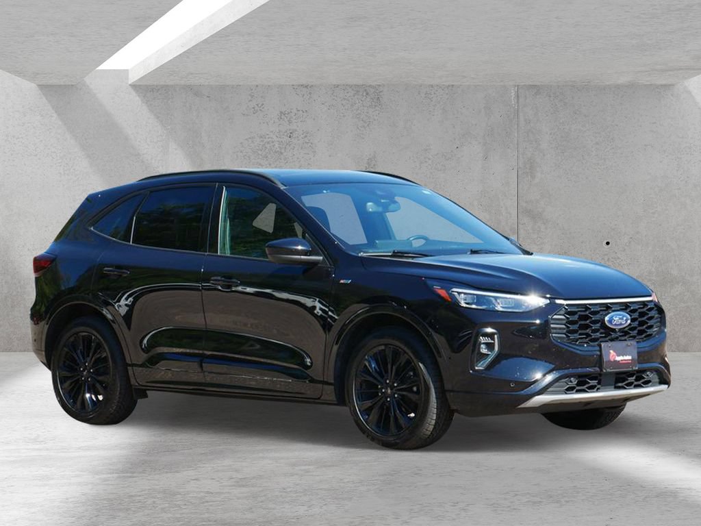 Certified 2023 Ford Escape ST-Line Elite w/ Premium Technology Package AWD/4WD image 1