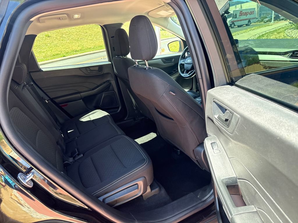 Certified 2025 Ford Escape Active AWD/4WD image 22